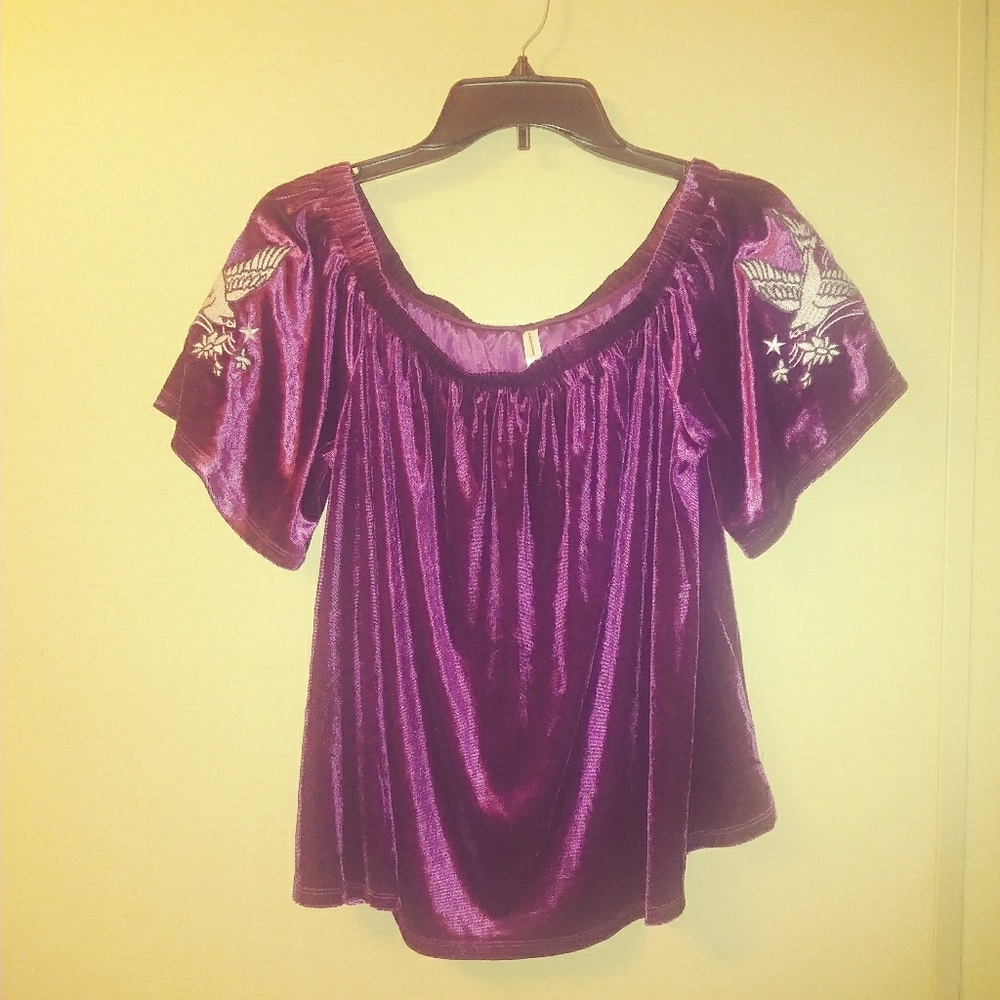 Either on or off the shoulder velvet blouse